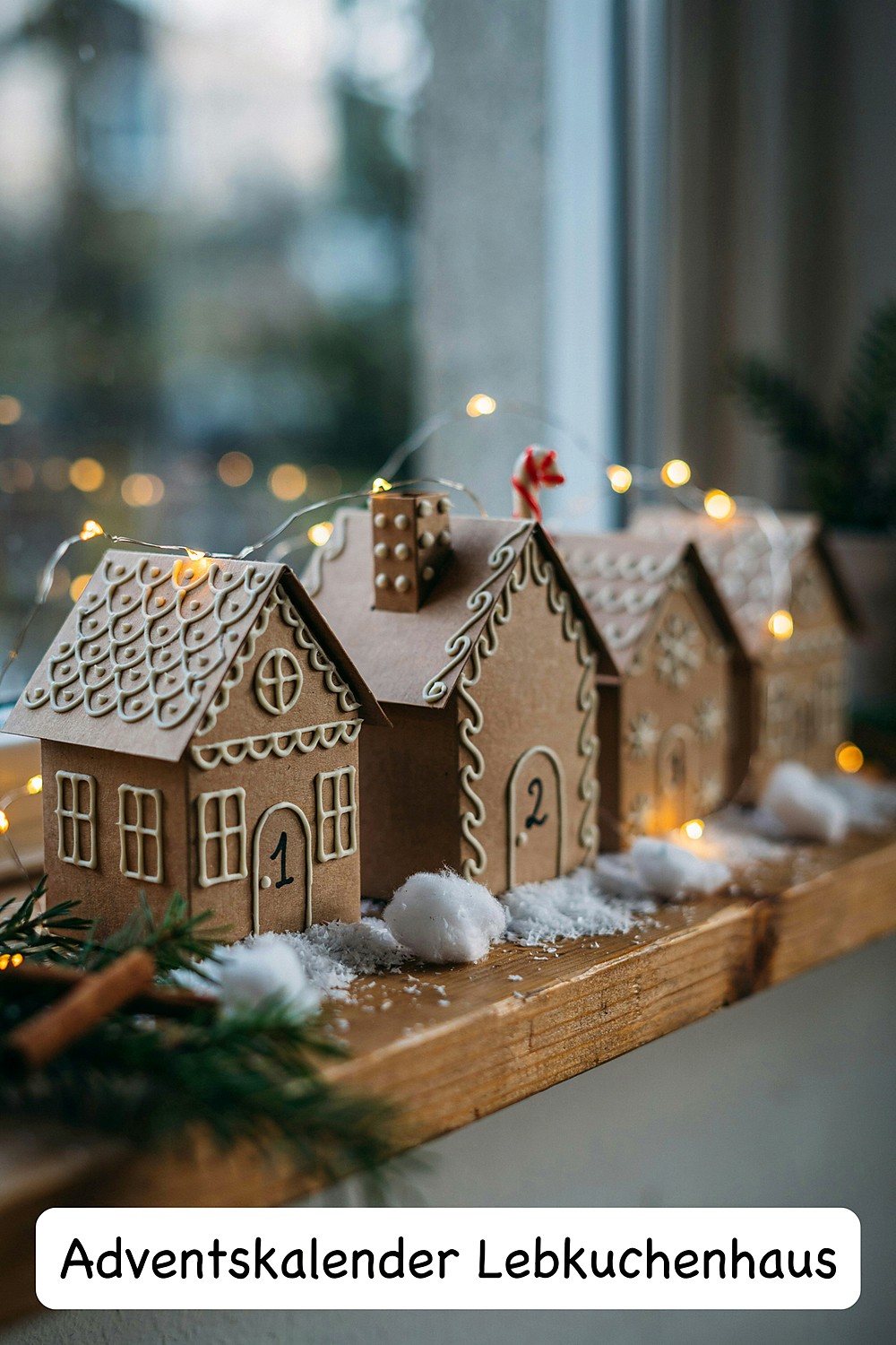 Lebkuchenhaus-Adventskalender aus Karton basteln